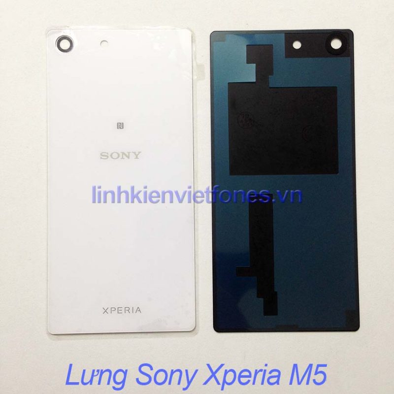 Lưng Sony M5